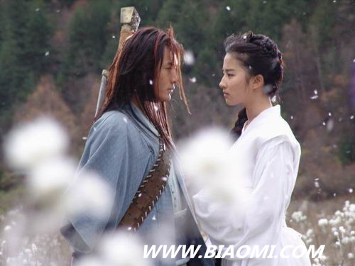过儿与小龙女再度合体，上演怦然心动的广告大片  1.jpg