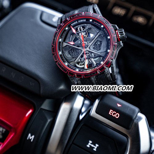 Roger Dubuis罗杰杜彼Excalibur Huracán时计全新引擎 震撼来袭 5.jpg