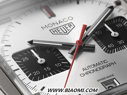 TAG HEUER泰格豪雅摩纳哥系列钛金属特别版CAW218B.FC6496_情景图_副本.jpg