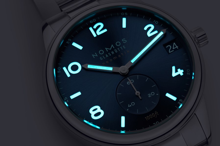 NOMOS Club Sport neomatik 42 date 蓝色款腕表_图3_副本.jpg