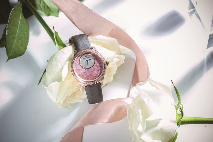 J005003580_PETITE_HEURE_MINUTE_ASTORITE_AMBIANCE__副本.jpg