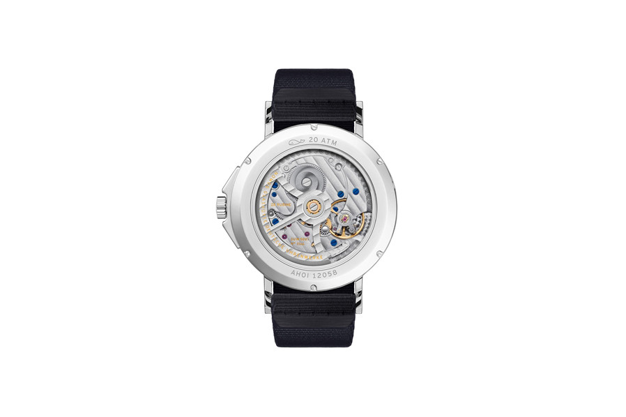 NOMOS Ahoi neomatik Atlantic腕表表背.jpg