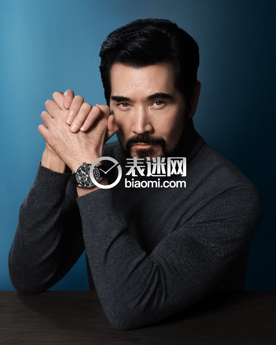 GP芝柏表品牌代言人费翔佩戴新恒定动力擒纵腕表.png