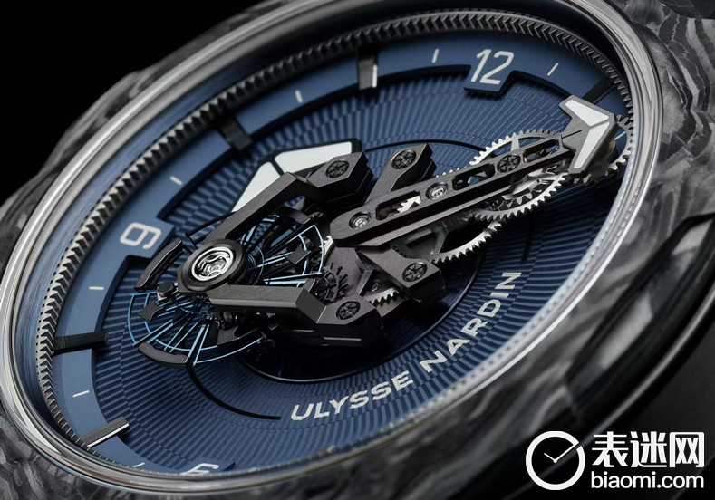 Ulysse Nardin雅典表2024新品：Freak「One Navy Blue」奇想腕表