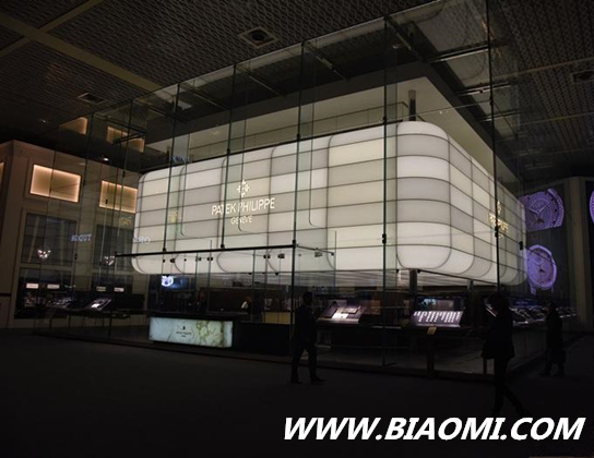 2016 Baselworld 品牌展馆建筑与这些明星有着相似之处 1.jpg