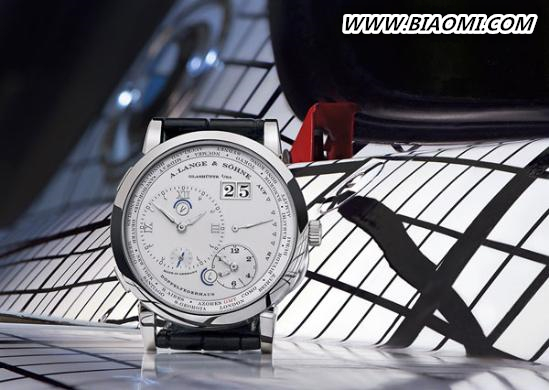 LANGE 1 TIME ZONE “Como Edition腕表.jpg