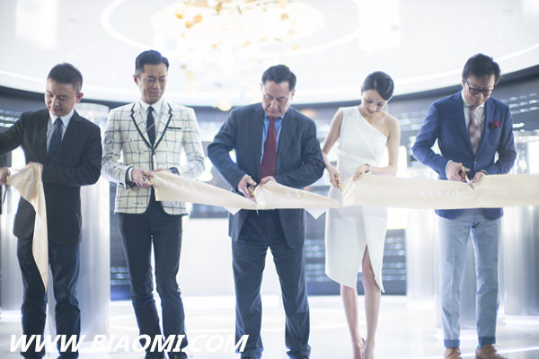 古天乐、佟丽娅助力飞亚达2017全新展馆揭幕仪式 2.jpg 古天乐、佟丽娅助力飞亚达2017全新展馆揭幕仪式 2.jpg