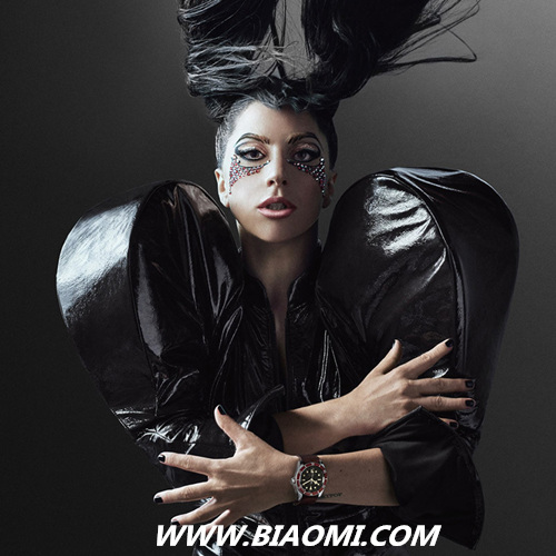女版帝舵的美 佟丽娅and lady gaga不同风格的演绎 1.jpg