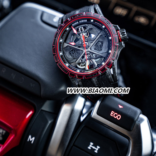 Roger Dubuis罗杰杜彼激越昂扬 全力冲刺  1.jpg