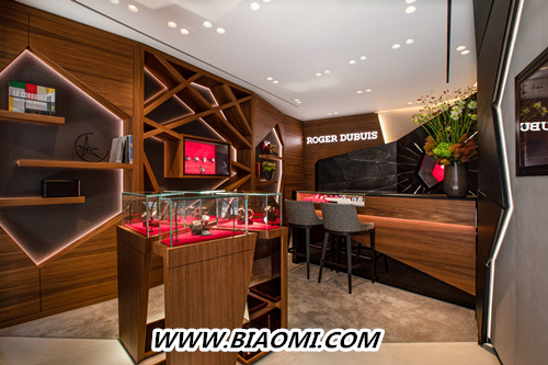 Roger Dubuis罗杰杜彼伦敦之约1.jpg Roger Dubuis罗杰杜彼伦敦之约1.jpg