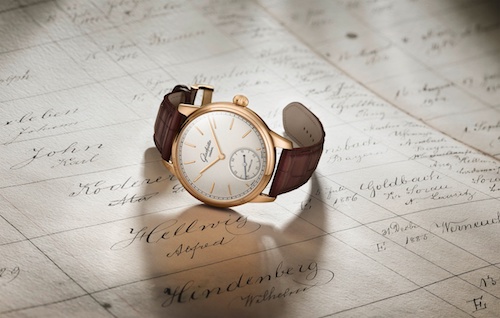 Glashütte Original_1-54-01-01-01-01_A.Helwig Tourbillon 1920_Mood_rgb.jpg Glashütte Original_1-54-01-01-01-01_A.Helwig Tourbillon 1920_Mood_rgb.jpg