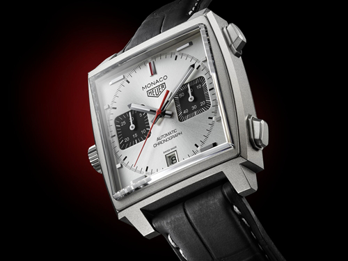 TAG HEUER泰格豪雅摩纳哥系列钛金属特别版CAW218B.FC6496_情景图(1)_副本.jpg
