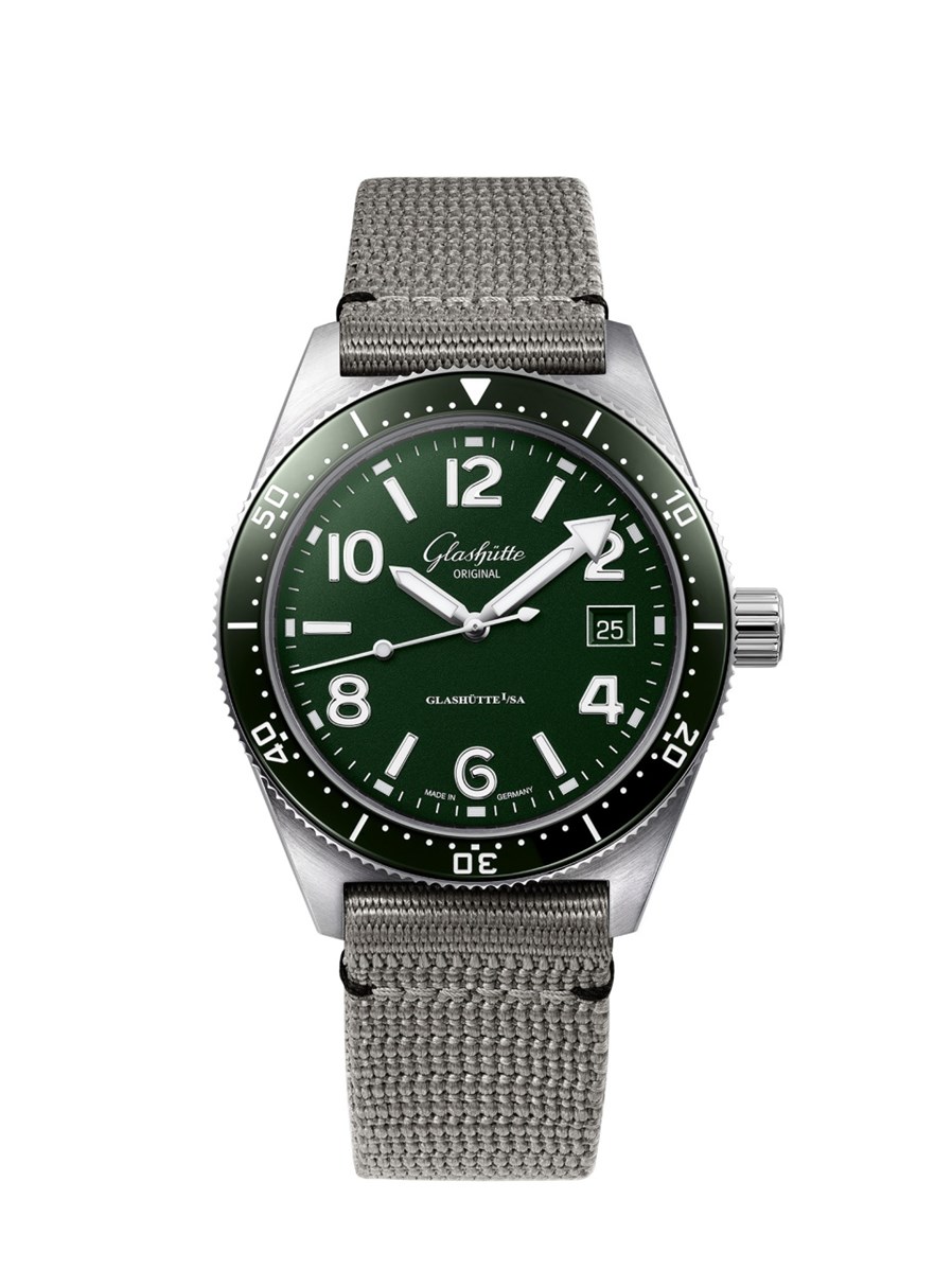 Glashütte Original_1-39-11-13-83-34_SeaQ_ST_reed_green_SS_rgb.jpg Glashütte Original_1-39-11-13-83-34_SeaQ_ST_reed_green_SS_rgb.jpg