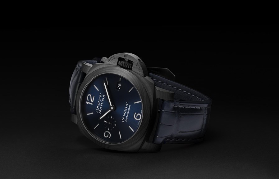 沛纳海LUMINOR MARINA CARBOTECHTM BLU NOTTE 庐米诺系列碳纤维腕表之一.jpg