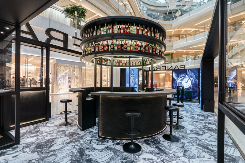 3. 沛纳海2021上海国金中心全新腕表展.jpg