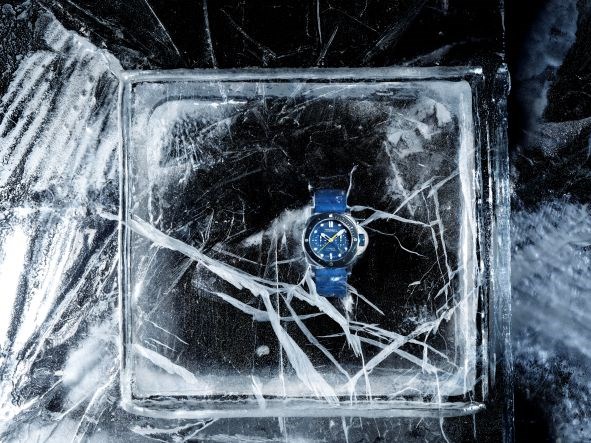 6. 沛纳海SUBMERSIBLE CHRONO FLYBACK潜行系列迈克·霍恩特别版腕表 - 47毫米（PAM01291) _情景图 (3)_副本.jpg