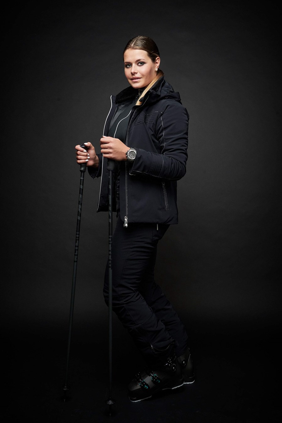 HUBLOT宇舶表新晋品牌好友瑞士滑雪运动员科琳娜·苏特(Corinne Suter) (2)_副本.jpg HUBLOT宇舶表新晋品牌好友瑞士滑雪运动员科琳娜·苏特(Corinne Suter) (2)_副本.jpg