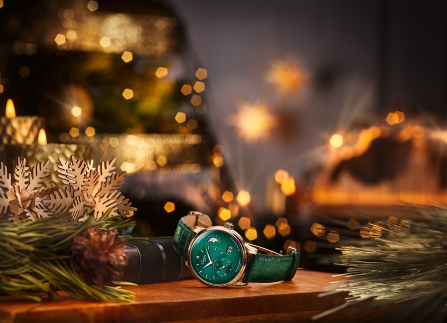 Glashütte Original_Festive Mood_3_PanoMaticLunar_sRGB_副本.jpg