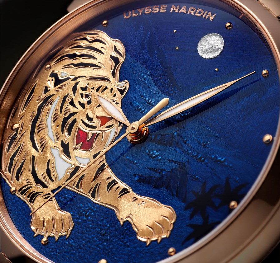 Classico Tiger_close-up _副本.jpg Classico Tiger_close-up _副本.jpg
