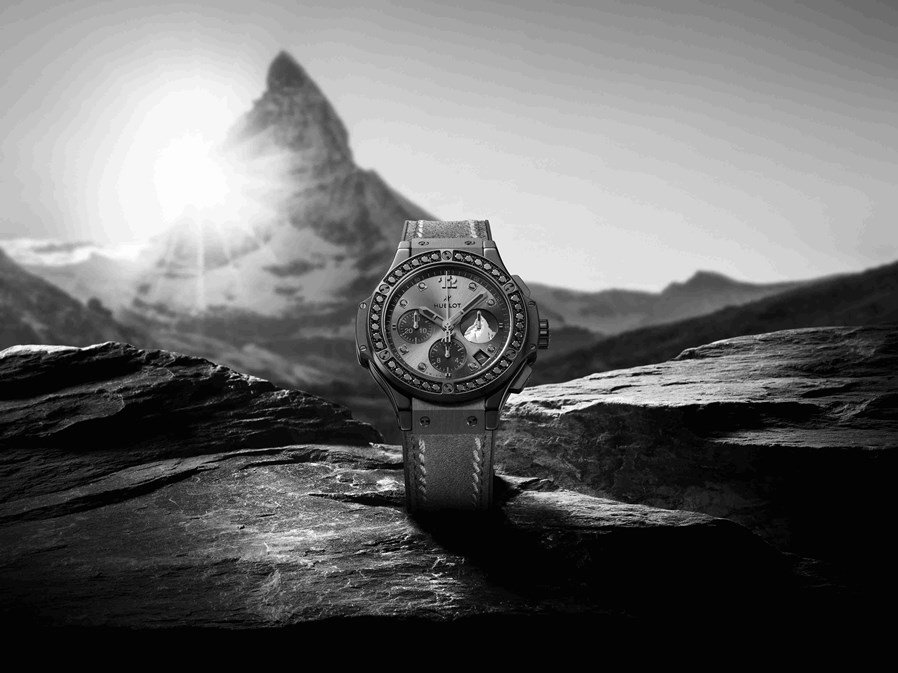 HUBLOT宇舶表BIG BANG全黑采尔马特腕表41毫米-情境图_副本.jpg