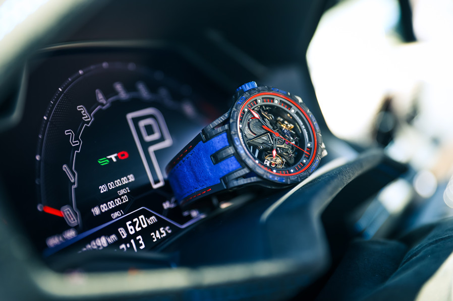 4.罗杰杜彼Roger Dubuis王者竞速系列大牛腕表.JPG 4.罗杰杜彼Roger Dubuis王者竞速系列大牛腕表.JPG