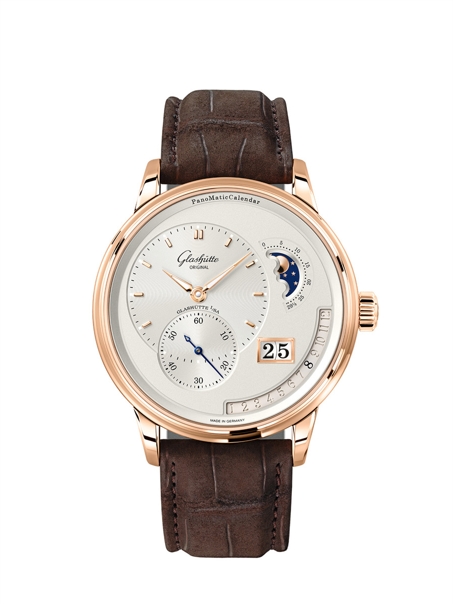Glashütte Original_PanoMaticCalendar_1-92-09-02-05-62 Front 17cm sRGB(1).jpg