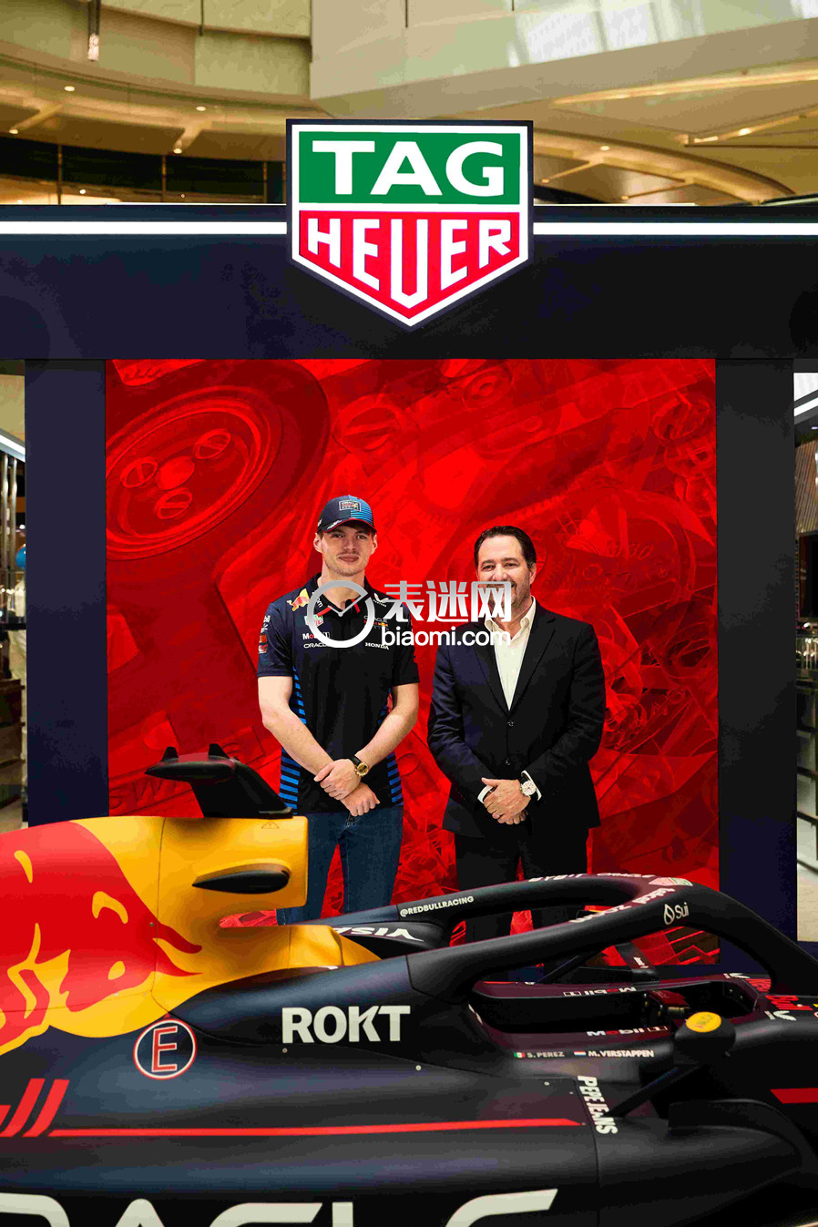 2.马克斯·维斯塔潘和CEO在Popup庆典舞台.jpg 2.马克斯·维斯塔潘和CEO在Popup庆典舞台.jpg