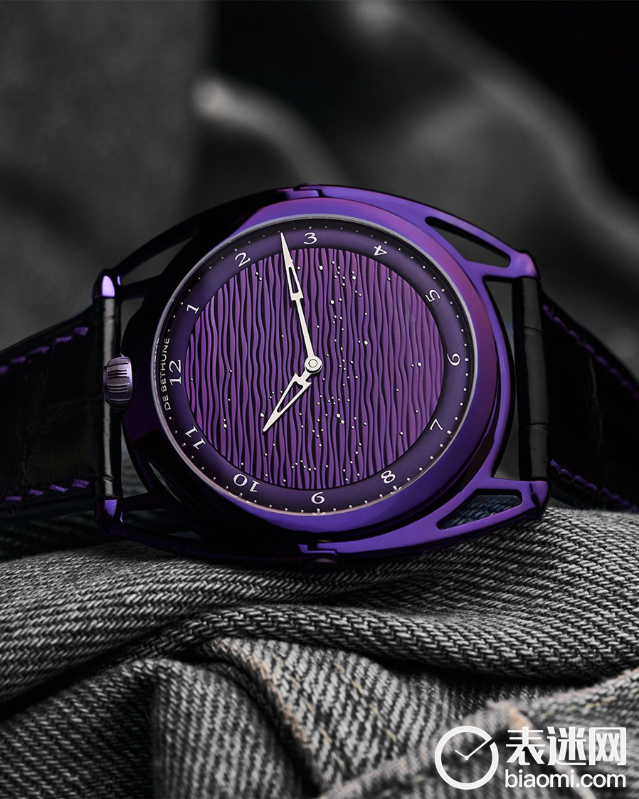 DB28xs Purple Rain腕表彰显独特而鲜明的设计-图2.jpg
