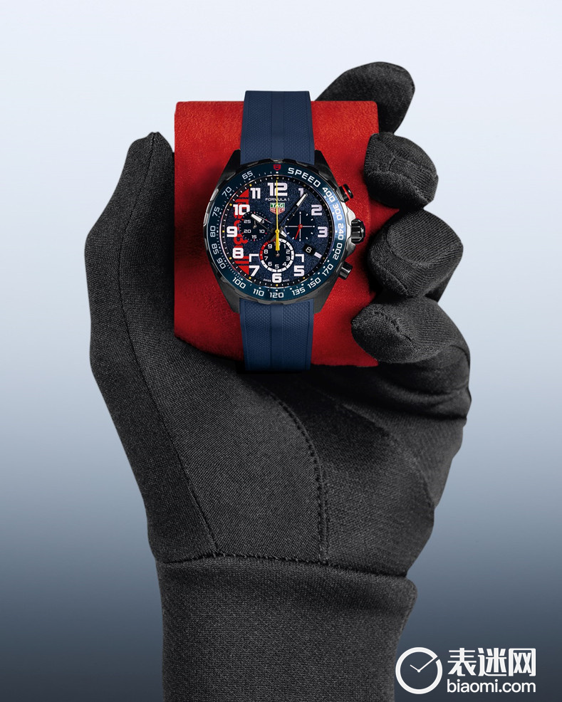2.TAG HEUER泰格豪雅发布限量版腕表 致敬红牛车队20年竞速传奇.jpg