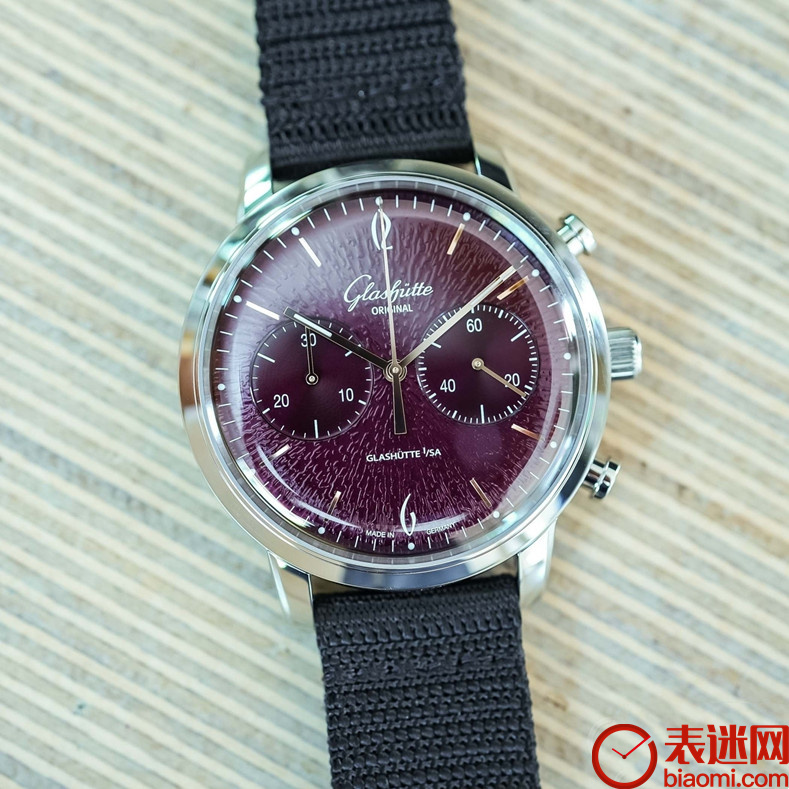 ebe9a19770fd5242975fc083ceac4b84_副本.jpg
