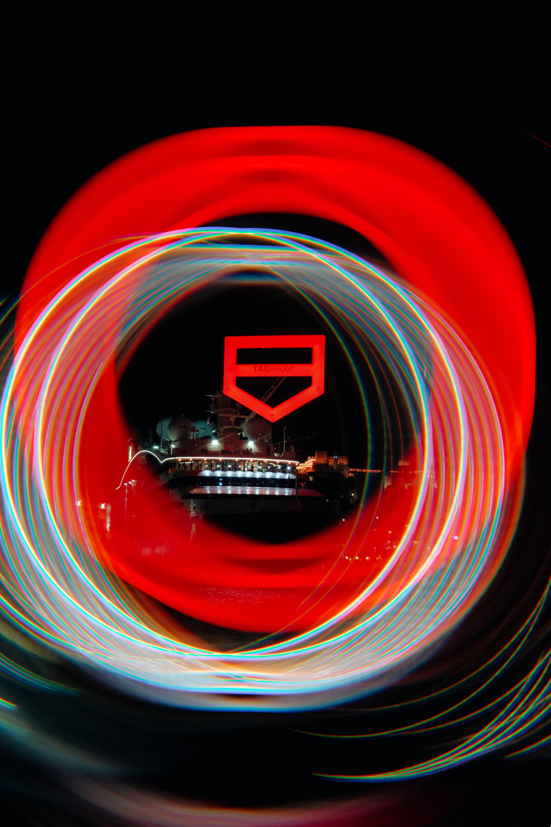 54b5e6781f58387e6985c046b9794545.jpg